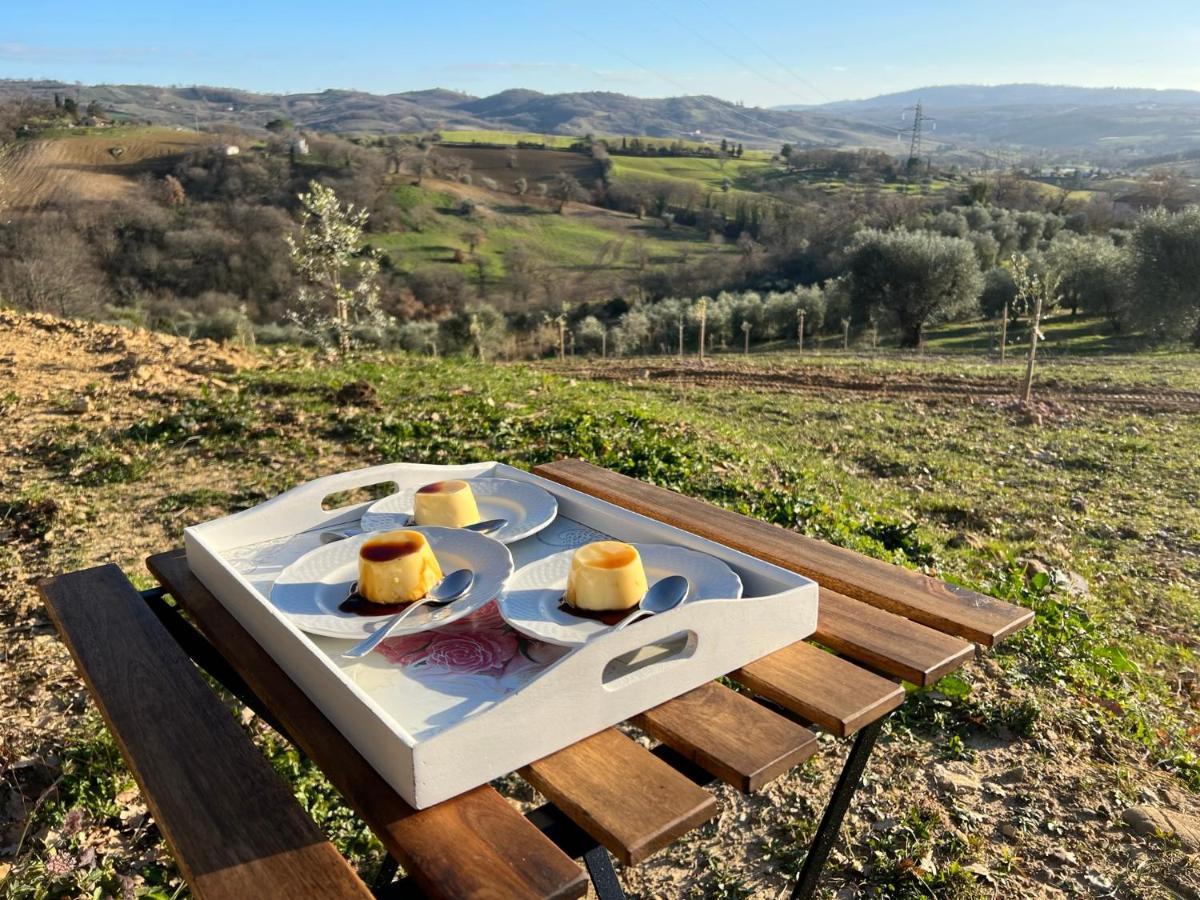 Casale Terre Rosse Bed and Breakfast Saturnia Exteriör bild