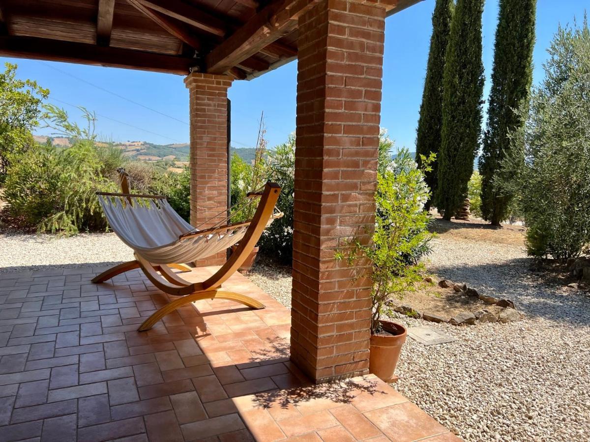 Casale Terre Rosse Bed and Breakfast Saturnia Exteriör bild