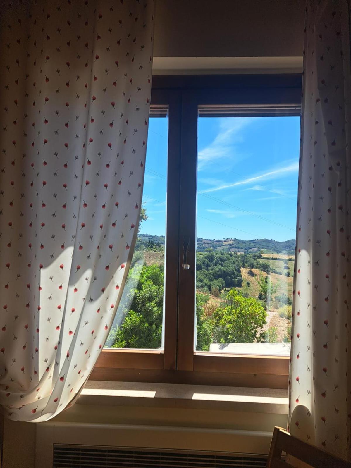 Casale Terre Rosse Bed and Breakfast Saturnia Exteriör bild